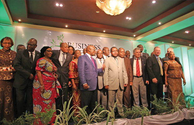 Membres du Gouvernement et leurs partenaires lors du Business meeting en 2013 au GHK (photo BEF)