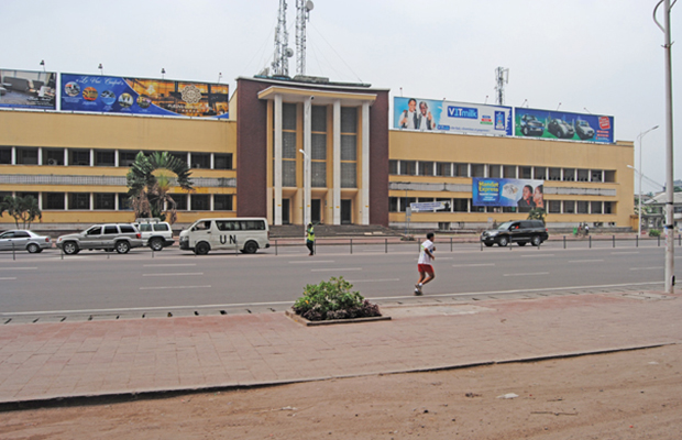Le siège de la Société congolaise des Postes et Télécommunications à Kinshasa-Gombe.