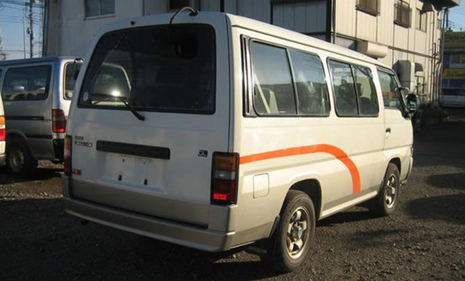 Un minibus de marque chinoise semblable au design japonais.